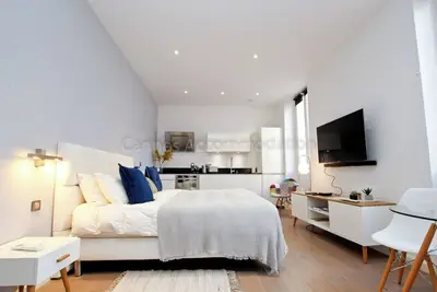 Pampelonne-2209-Un studio luxe dans le centre de Cannes