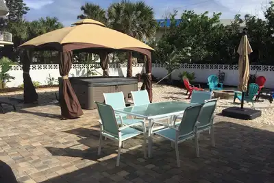 Image de Big Surf - Très grande maison de plage avec bain à remous - Classé 5 étoiles!