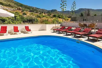Image de Bel appartement avec piscine, Wifi, climatisation, Tv, terrasse, animaux admis et parking