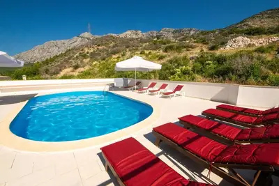 Image de Agréable appartement avec piscine, Wifi, climatisation, terrasse et animaux admis