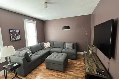Image de The Hollander (Near Downtown): 3 chambres à proximité du centre-ville!