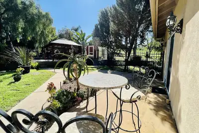 Image de Oasis de jardin privé à 10 minutes de la plage - Réunir la famille