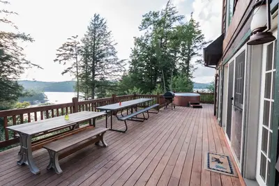 Image de Bord de l'eau luxueux w / vue panoramique sur la montagne, bain à remous Wifi