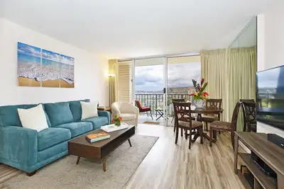 Image de Idéal pour les familles! Vues partielles sur l'océan / le canal / Diamond Head!