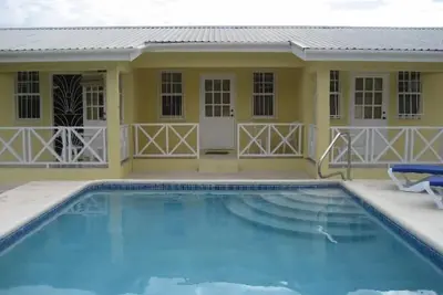Image de Affinity Villas. Two Bedroom Villa Situé dans un endroit tranquille