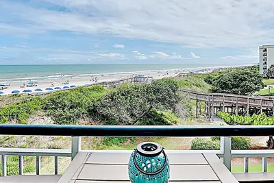 Image de Bw201 - Magnifique condo au dernier étage dans Litchfield privé au bord de la mer