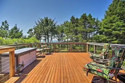 Image de Maison de South Beach avec bain à remous, terrasse - Marchez jusqu'à l'océan!