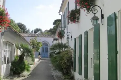 Image de Cottage en pierre de 3 chambres récemment rénové avec wi-fi illimité
