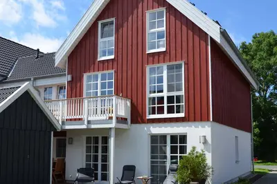 Luxueux appartement dans un emplacement idéal dans Greetsiel avec bain à remous privé et cheminée