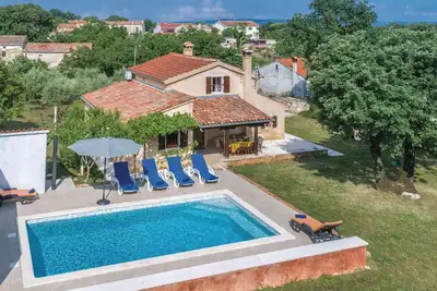 Image de Superbe maison de 3 chambres à Barban