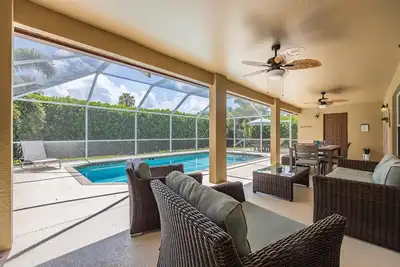 Image de Roelens Vacations - Villa Mercedes - Cape Coral