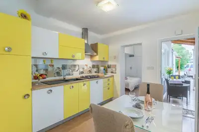 Image de Appartement Stefania près d'une belle plage et du centre-ville<br>