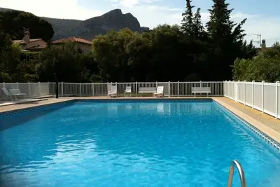 Image de Villa climatisée dans résidence avec piscine et tennis - La Grande Bastide