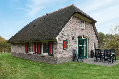 Image de Belle maison de 3 chambres à Den Ham