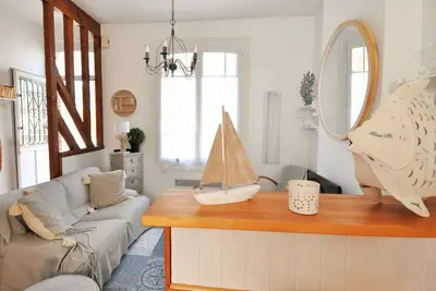 Image de Maison de Charme avec courettes \/ centre de Trouville \/ 3 chambres \/ 80m²