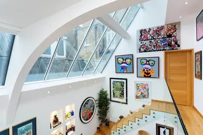 Image de Magnifiquement décoré appartement de trois chambres à Chelsea, pour 6 personnes (Veeve)