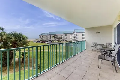 Image de Nouvelle Liste! Condo front de mer w / piscine partagée et bain à remous - à pied de la plage