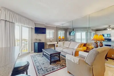 Image de Nouveau! Plantation Palms condo w / vue sur le golfe, piscine et bain Ă remous, promenade facile Ă la plage
