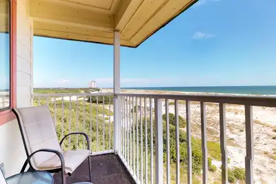 Image de Nouvelle Liste! Condo confortable près de la plage w / piscine partagée et bain à remous