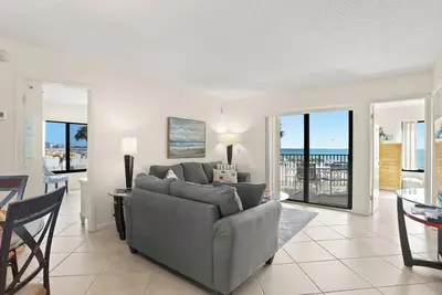 Image de Caprice de St Pete Beach 107 2br 2ba