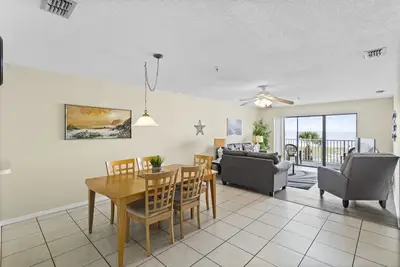 Image de Sea Breeze 203 2br 2ba