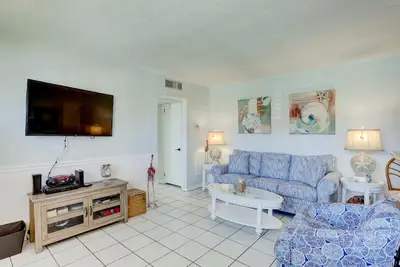 Image de Gulf Winds 503 1br 1ba