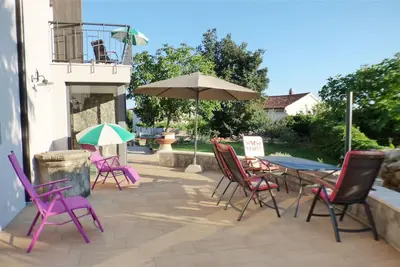 Image de Maison de vacances avec parking Skrbčići, Krk (K-16084)