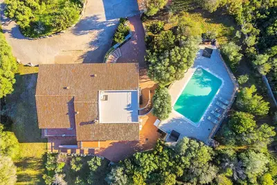 Image de Villa Avec Piscine PRIVÉE En Campagne