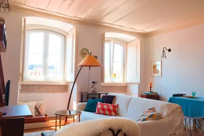 Image de Appartement ensoleillé d'une chambre dans le centre de Lisbonne