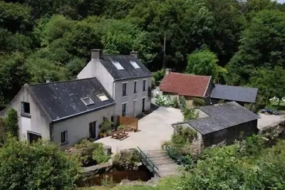 Image de Moulin avec alentours privés, Calme. Animaux acceptés. Randonnées en sécurité.