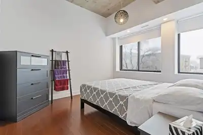 Image de Condotel LeLuxe St-Denis St - mtlFlats