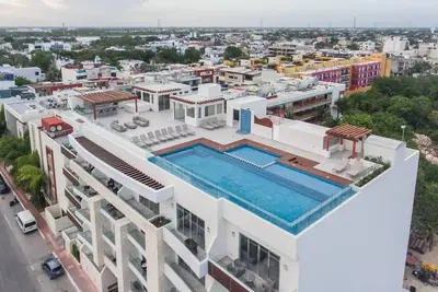 Image de Belle vue sur l'océan condo w piscine sur le toit et proche de la plage