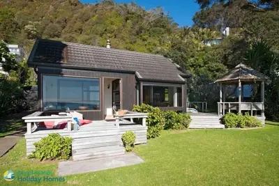 Image de Front de mer absolue! Grande maison de vacances en famille.