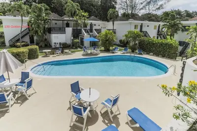 Image de Golf et plage - 230 Golden Grove, Rockley Golf Club Barbade. Charmant condo 1 lit! !