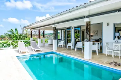 Image de Belle villa moderne, piscine privée, communauté fermée, tarifs mensuels disponibles!