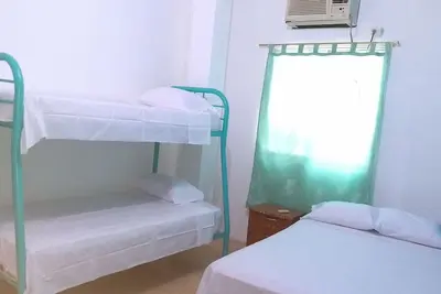 Image de Playa Suites est le meilleur du centre-ville de Manta! Notre emplacement est imbattable. . .