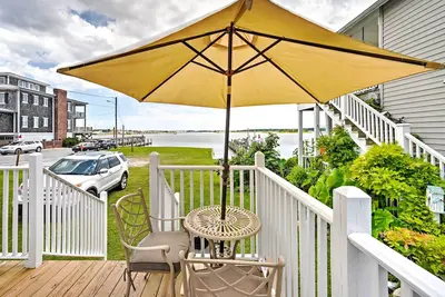 Image de Studio Swansboro historique avec vue intracoastale!