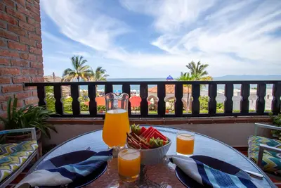 Image de 2bd Condo à louer à Los Muertos Beach, Puerto Vallarta