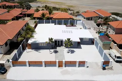 Image de 46 DEUXIÈME À La Plage - Grande Villa De Plage Moderne