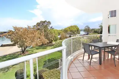 Image de Spacieux Appartement 2 Chambres Sur Mooloolaba Spit, Parkyn Parade, Appartements Pago Pago