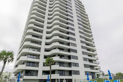 Image de Première classe, Condo sur la plage avec vue panoramique, luxe mis à jour