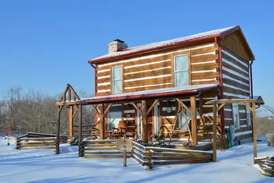 Image de Cabane historique en rondins de Three Pines (environ 20 minutes de la rencontre avec l'arche)