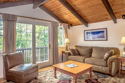 Image de Chalet mis à jour - Cadre privé - 5 Mi de Storyland