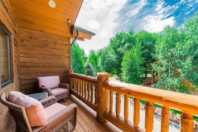 Image de Bas Tarifs D'��té! Pas de Voiture Nécessaire - Marche Rapide en Bus, à 5 Minutes des Boutiques / Restaurants, Rafting en Rivière Gratuit