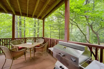 Image de Superbe Mountain Air Condo w / Vues, près de Asheville!