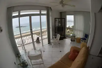 Image de Fit avant Pitangueiras total. Dans la rue de la plage. 3 chambres 2 suites 2 garages