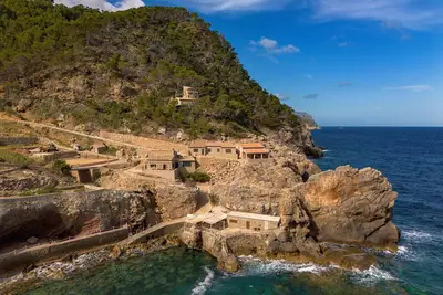 Image de Vue Sur La Mer Ă vous couper le souffle vous attendent Ă Cala Estellencs House