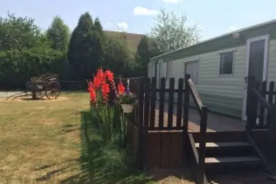 Image de Lieu de vacances idéal ou point d'arrêt pour le sud de la France, l'Espagne et l'Italie.