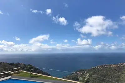 Image de Valley View - Studio avec piscine et vue panoramique