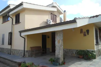 Image de Sardaigne du Sud, appartement avec jardin